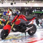 2017-Honda-MSX125-at-2017-Vietnam-Motorcycle-Show-front-three-quarter